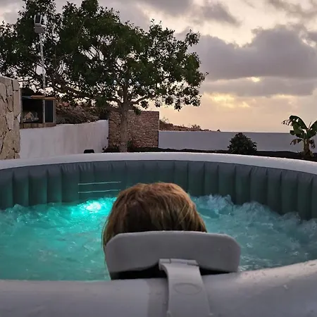 Vivienda Sostenible, Vistas Espectaculares 別荘 *